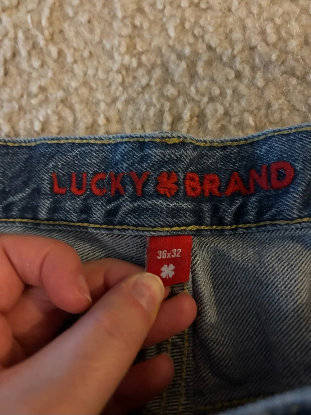 Lucky Brand Loose Jeans 36x32